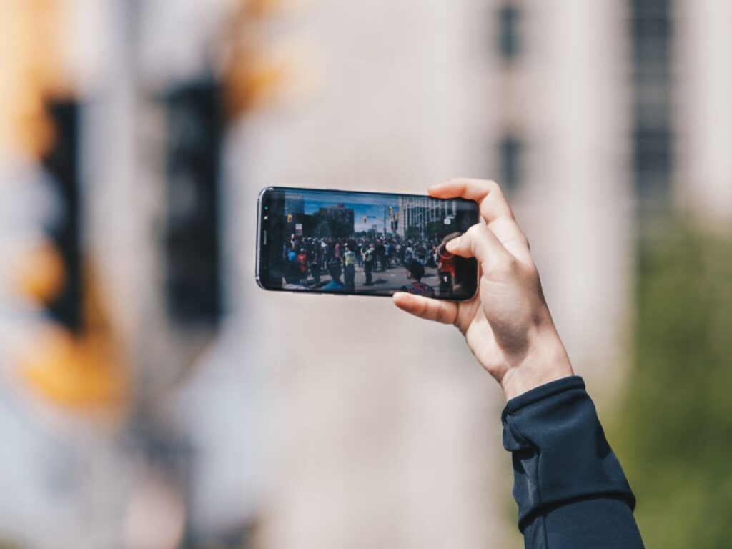למה דווקא סמסונג המהפכה של טלפון כשר עם מצלמה איכותית